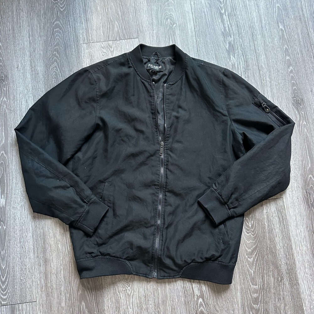 Men's Pull&Bear Black Bomber Jacket Size L